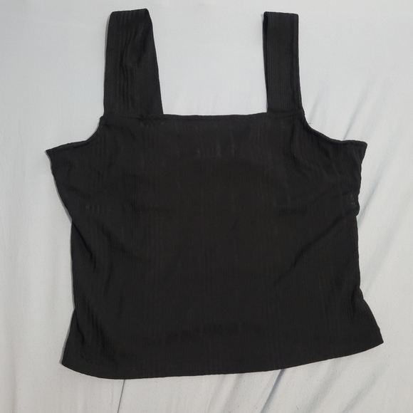 💃 Suzy Sheir Elevated Black Dressy Crop Top - Size L 💃 - Picture 2 of 4